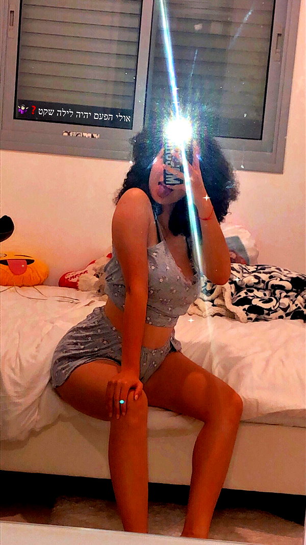 sonia.v._ instagram image archive image
