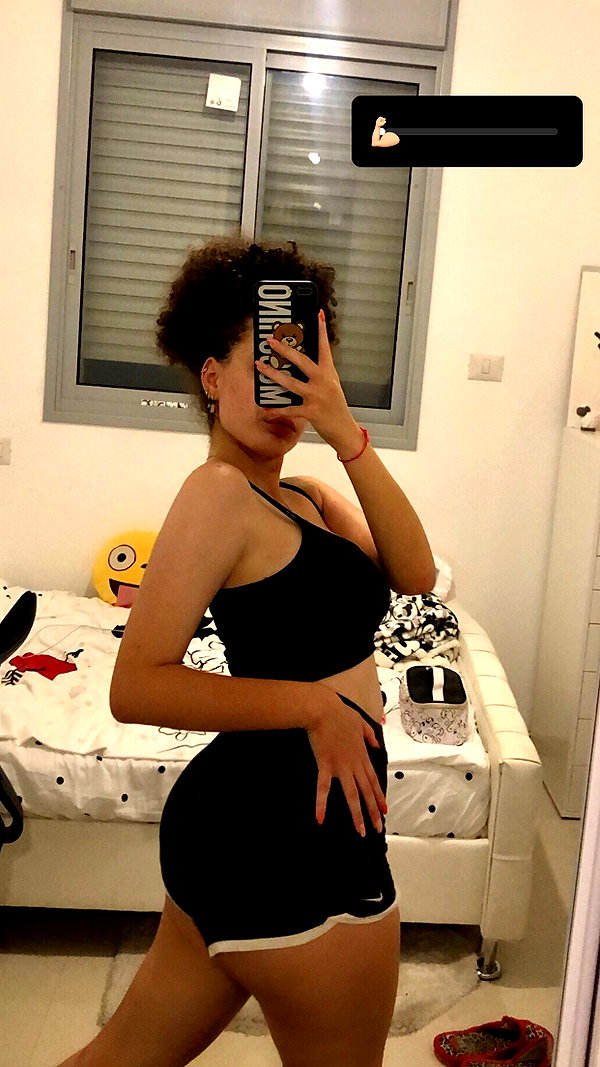 sonia.v._ instagram image archive image