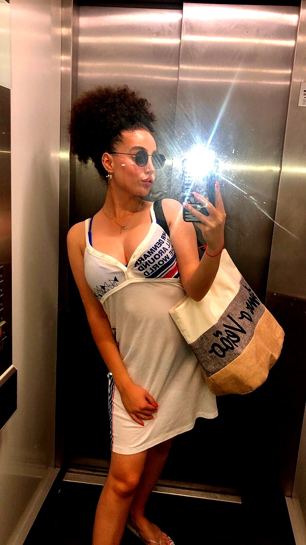 sonia.v._ instagram image archive image