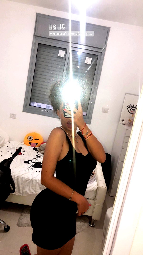 sonia.v._ instagram image archive image