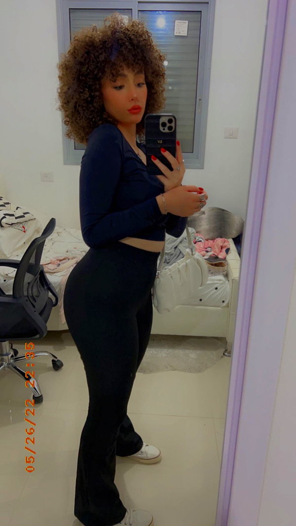 sonia.v._ instagram image archive image