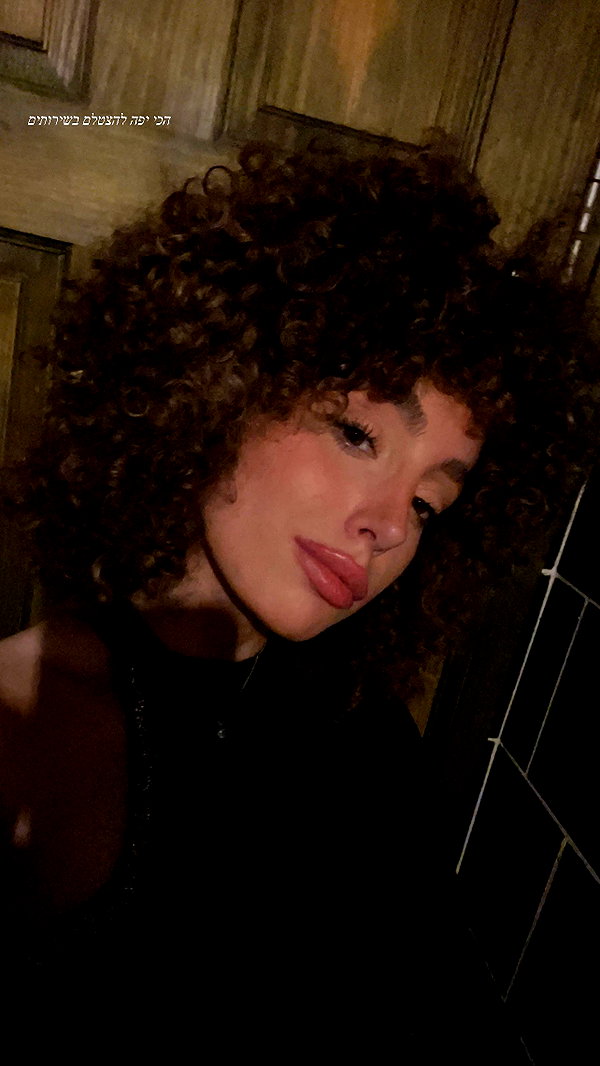 sonia.v._ instagram image archive image