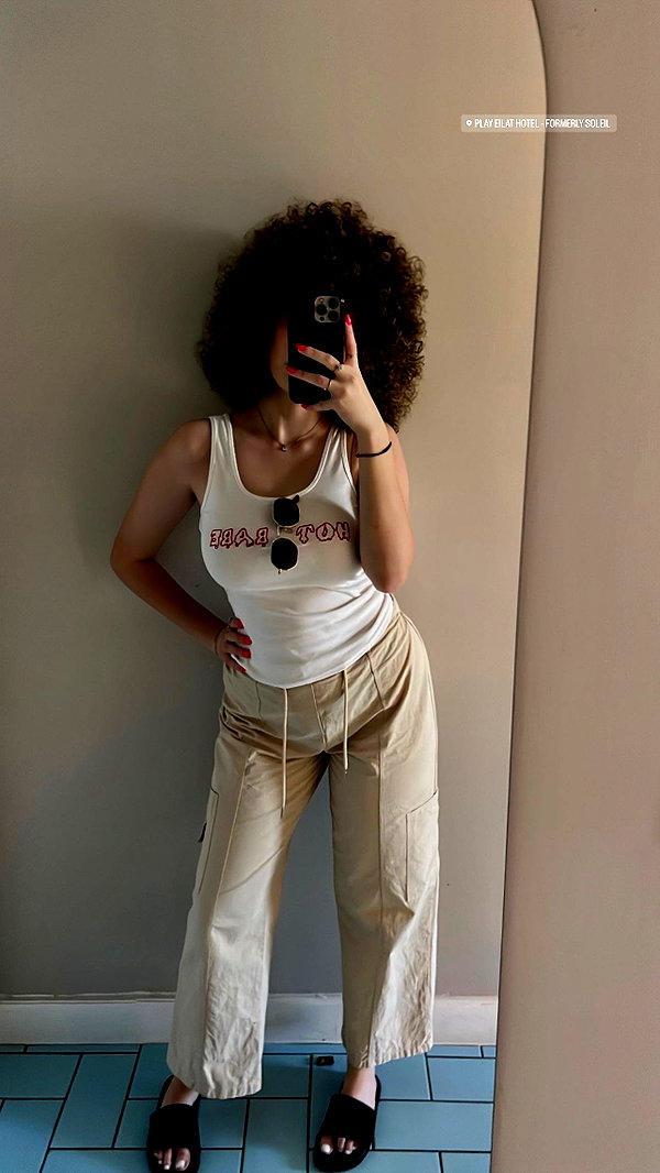 sonia.v._ instagram image archive image