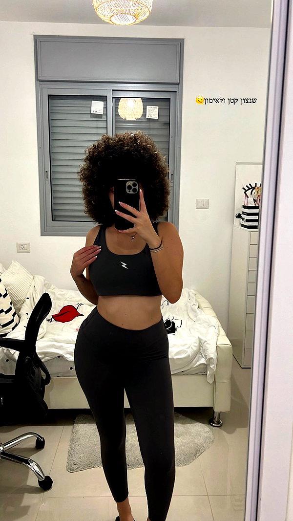 sonia.v._ instagram image archive image
