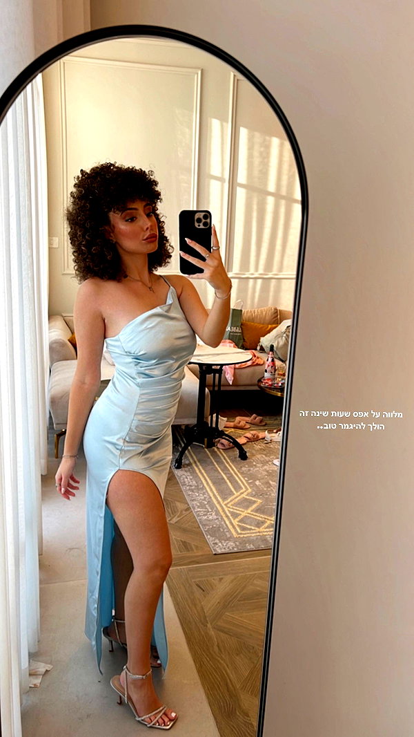 sonia.v._ instagram image archive image