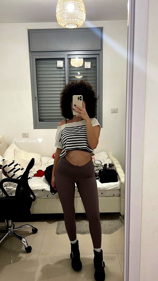 sonia.v._ instagram image archive image