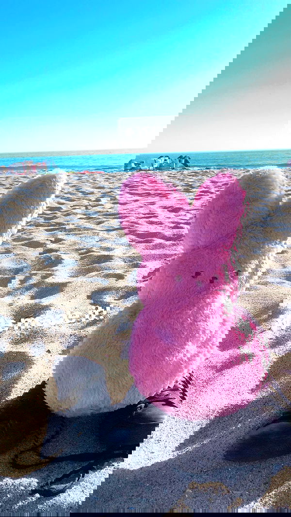 vanessa.julienne image ~ Altpins