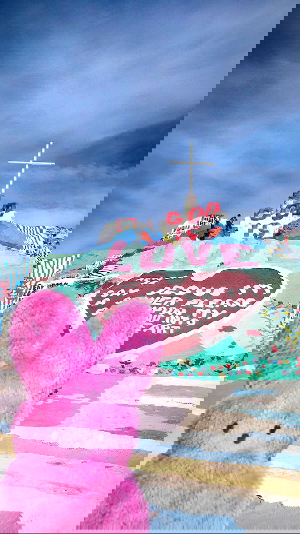 vanessa.julienne image ~ Altpins