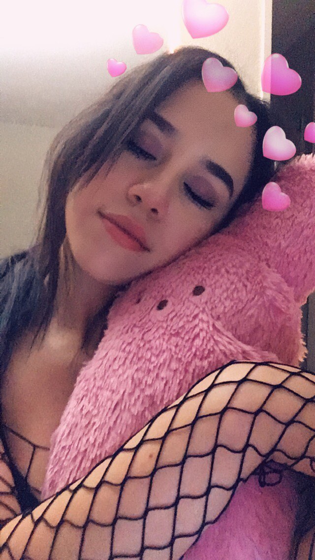 vanessa.julienne instagram image archive image