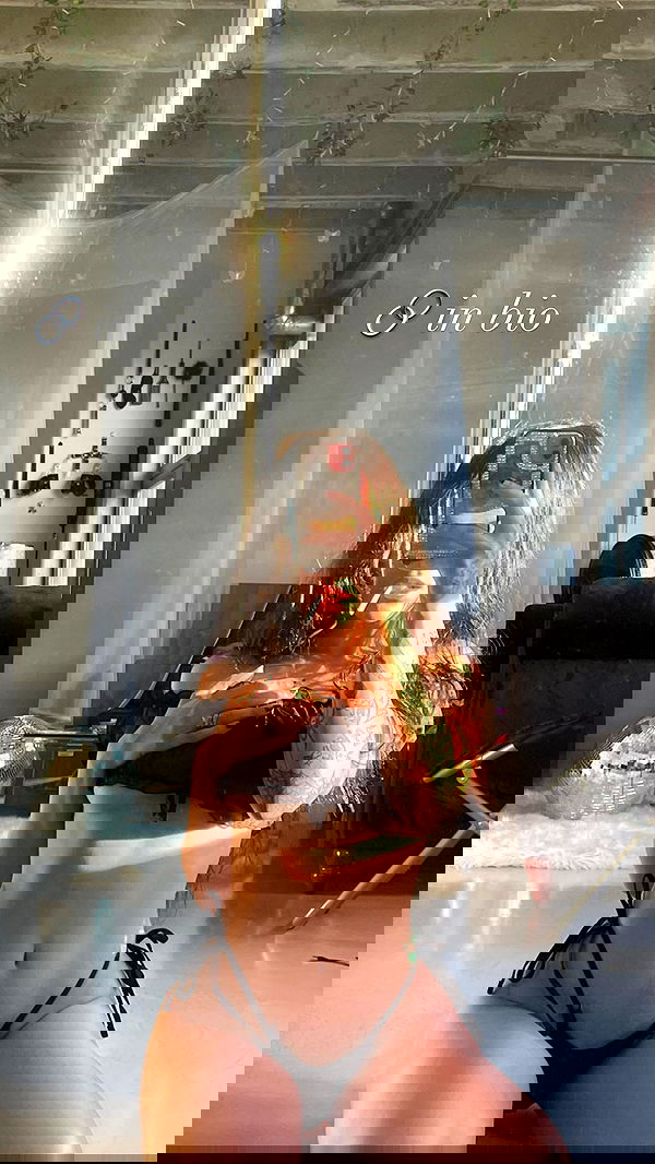 vanessa.julienne image ~ Altpins