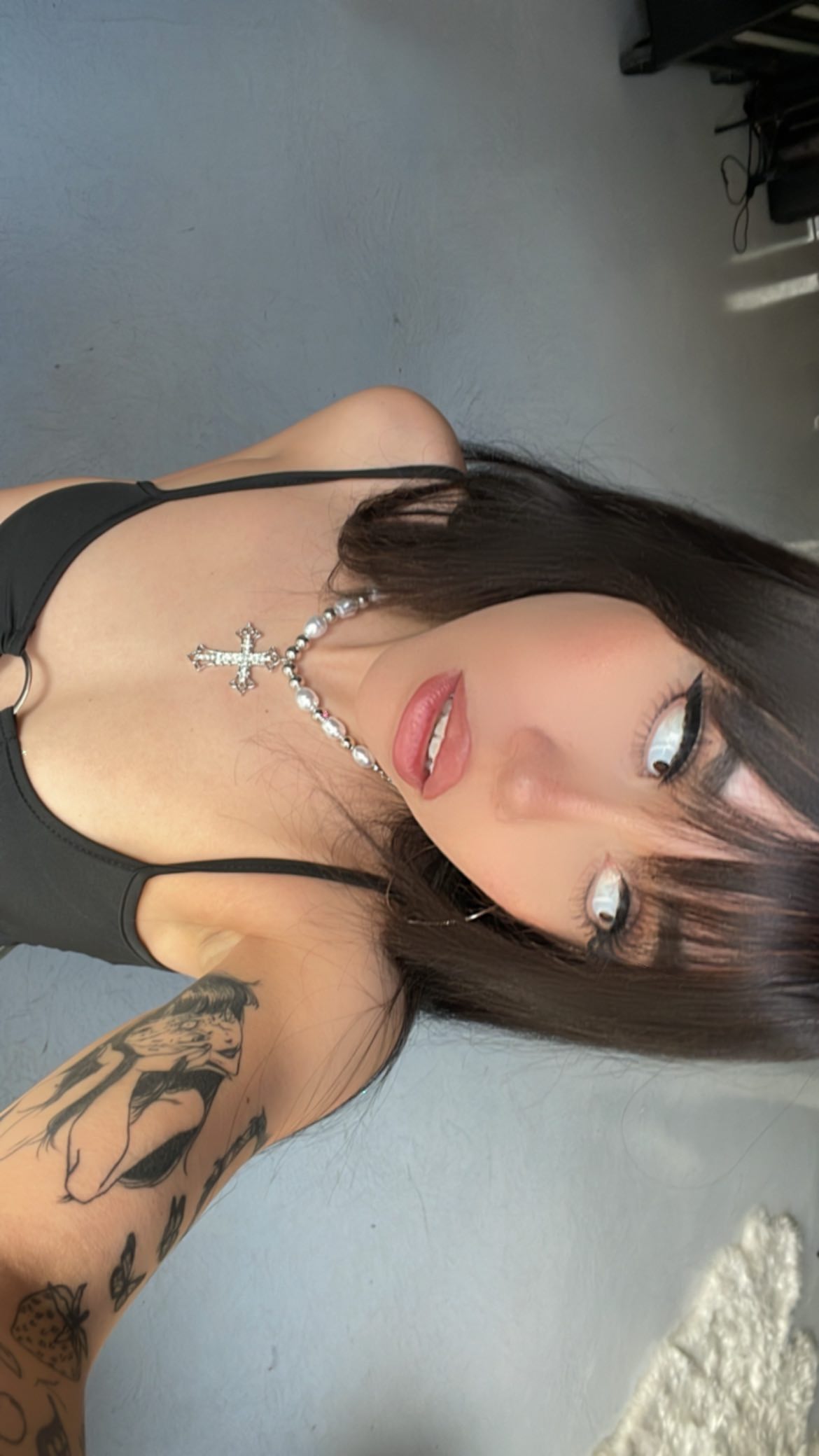 vanessa.julienne instagram image archive image