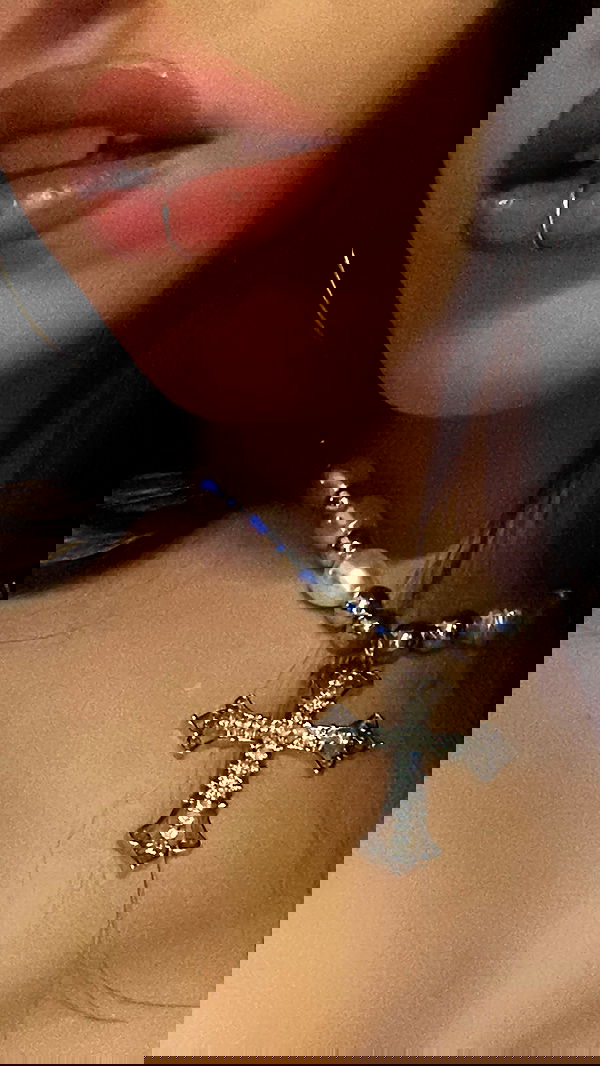 vanessa.julienne image ~ Altpins