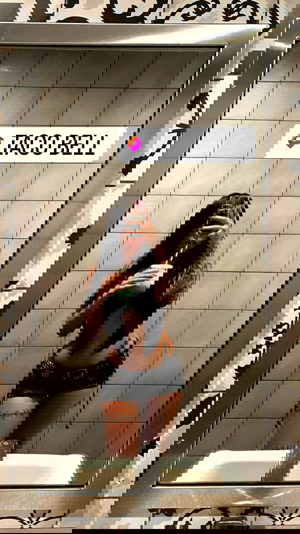 vanessa.julienne image ~ Altpins