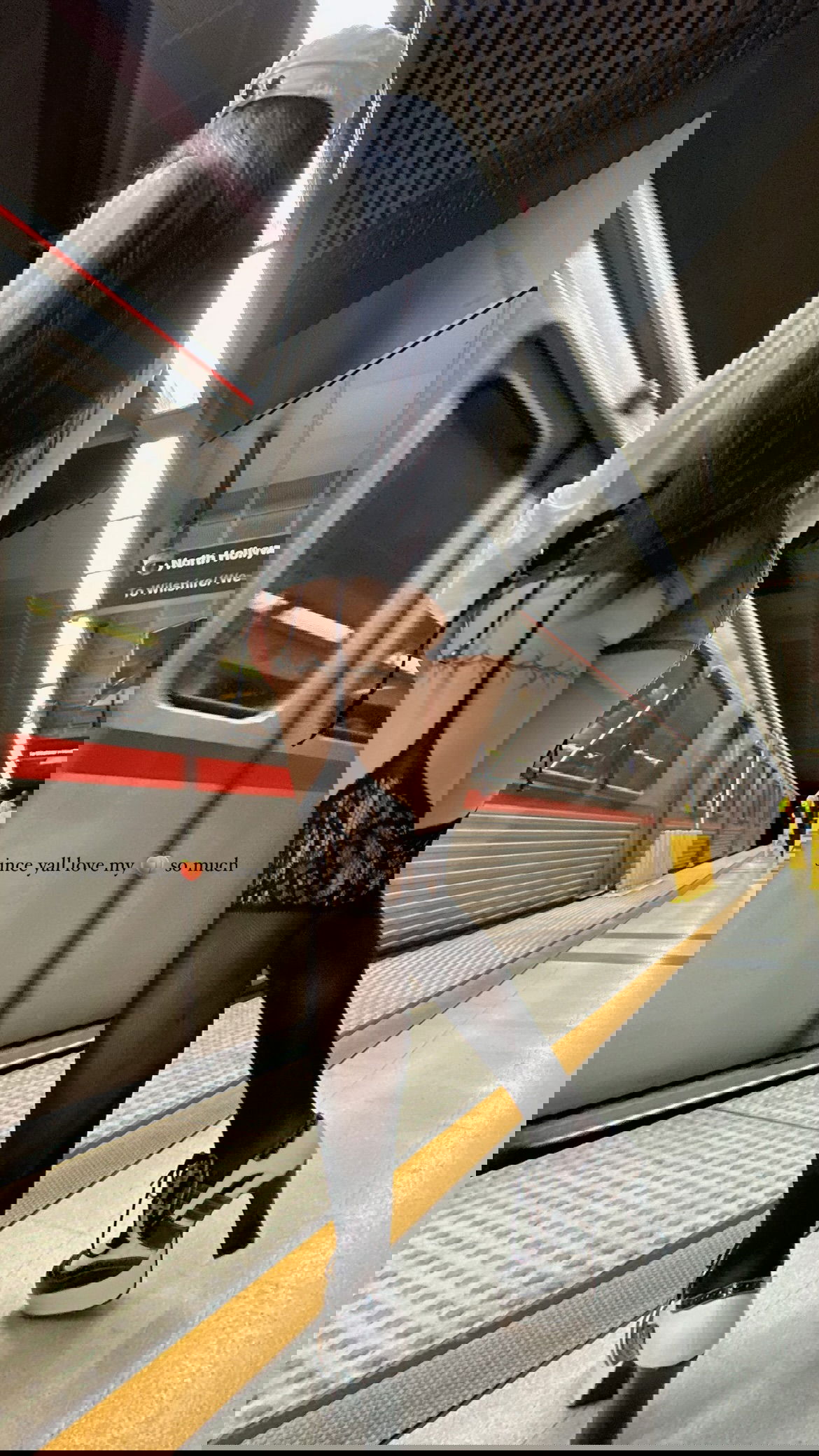 vanessa.julienne instagram image archive image