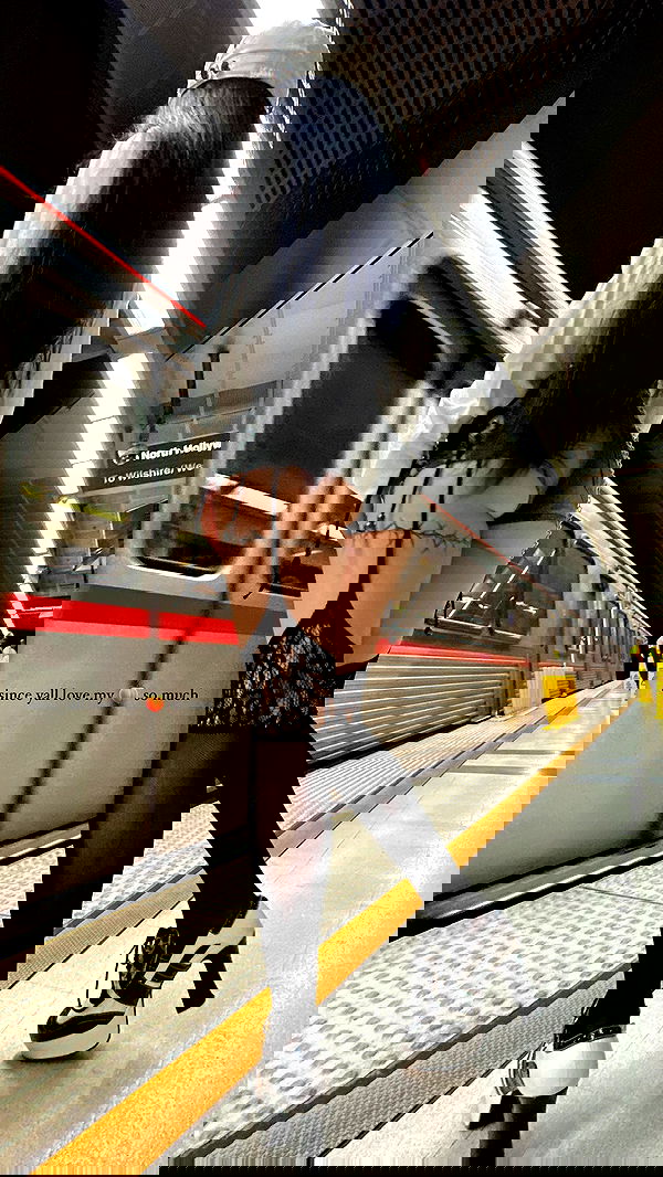 vanessa.julienne image ~ Altpins