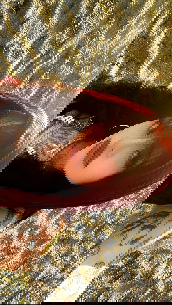 vanessa.julienne image ~ Altpins