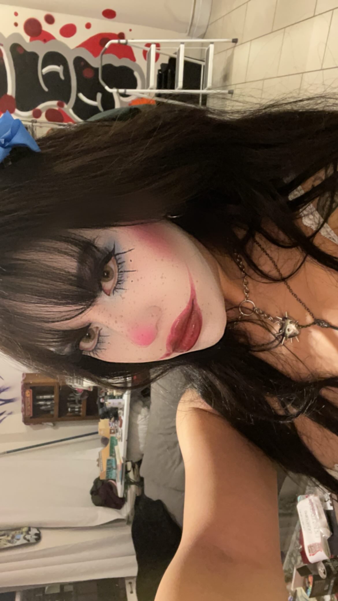 vanessa.julienne instagram image archive image