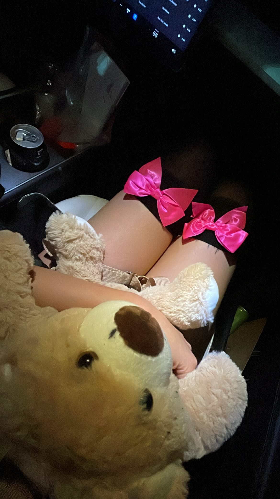 vanessa.julienne instagram image archive image