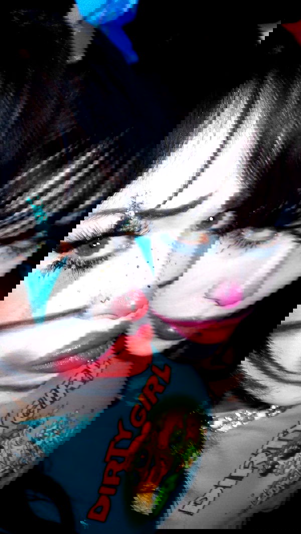 vanessa.julienne image ~ Altpins