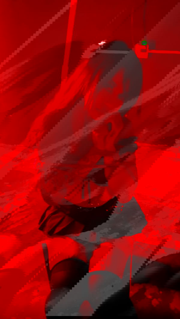 vanessa.julienne image ~ Altpins