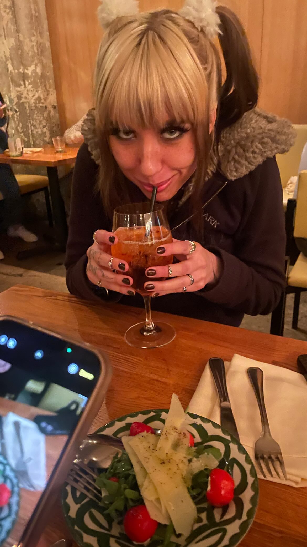 vanessa.julienne instagram image archive image