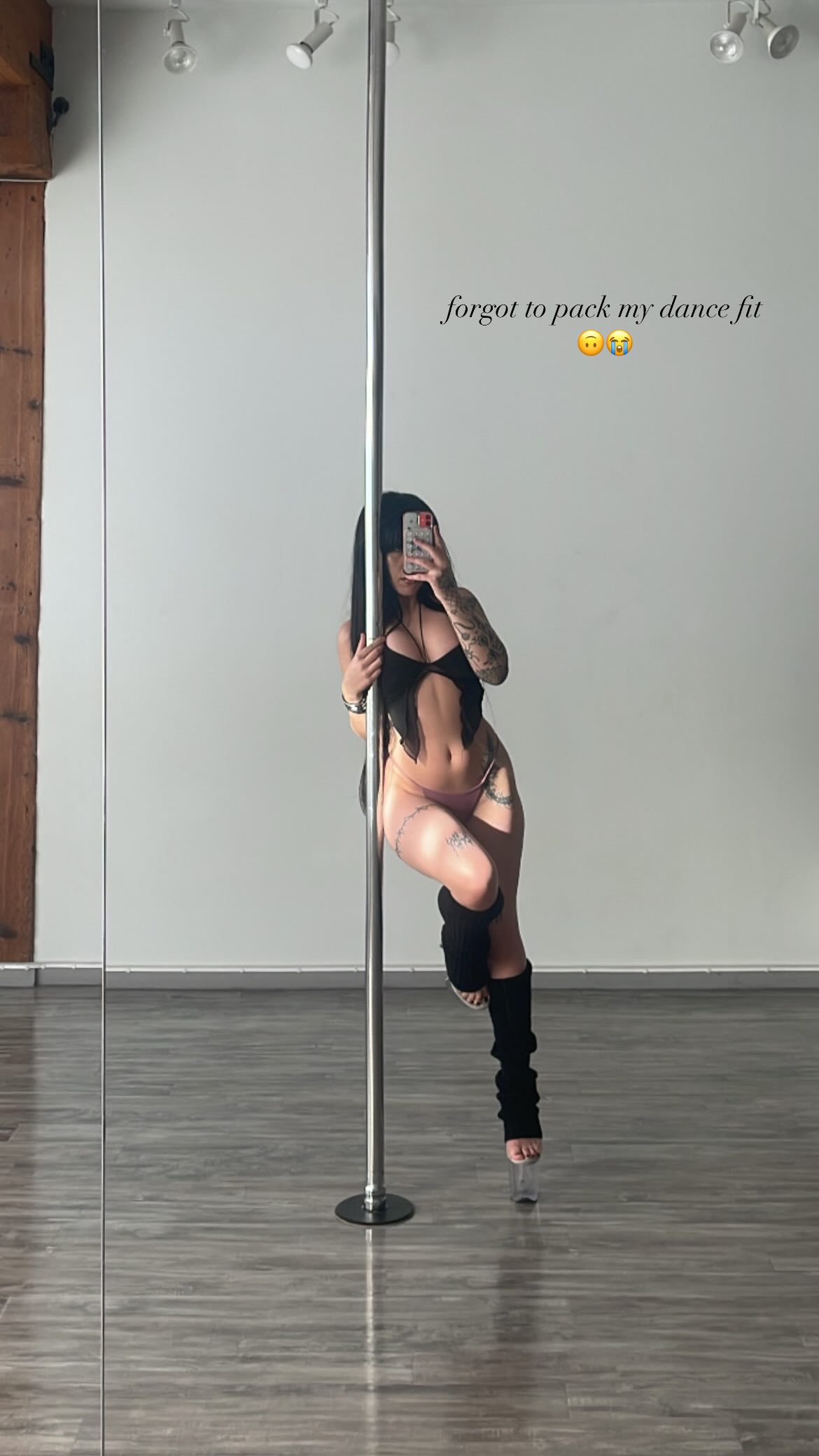 vanessa.julienne instagram image archive image