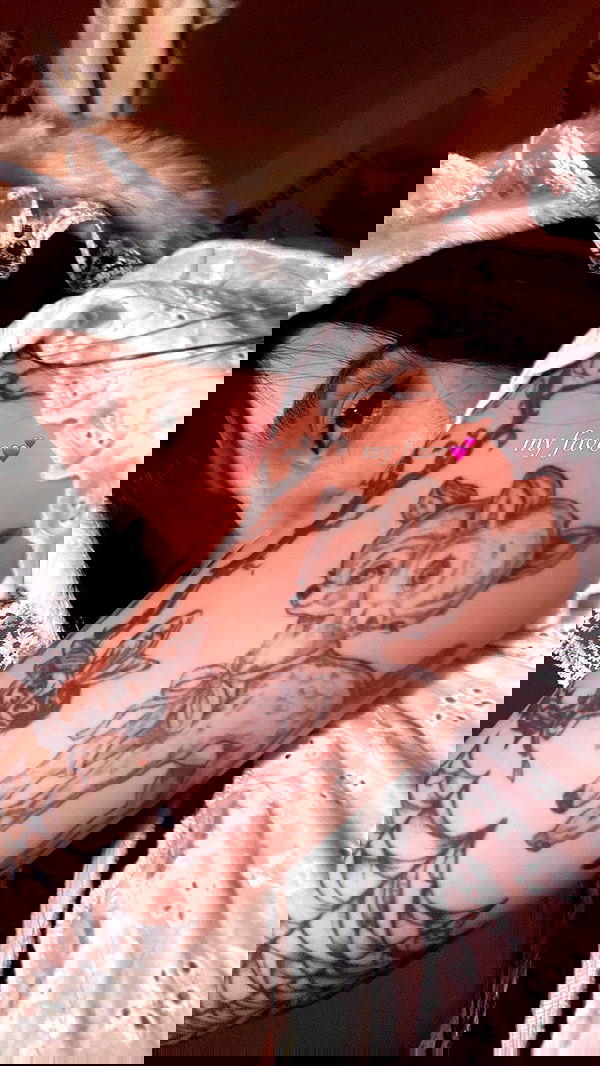 vanessa.julienne image ~ Altpins