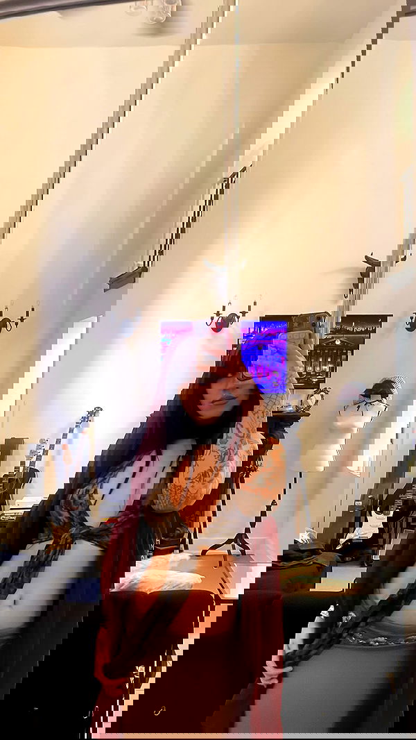 vanessa.julienne image ~ Altpins