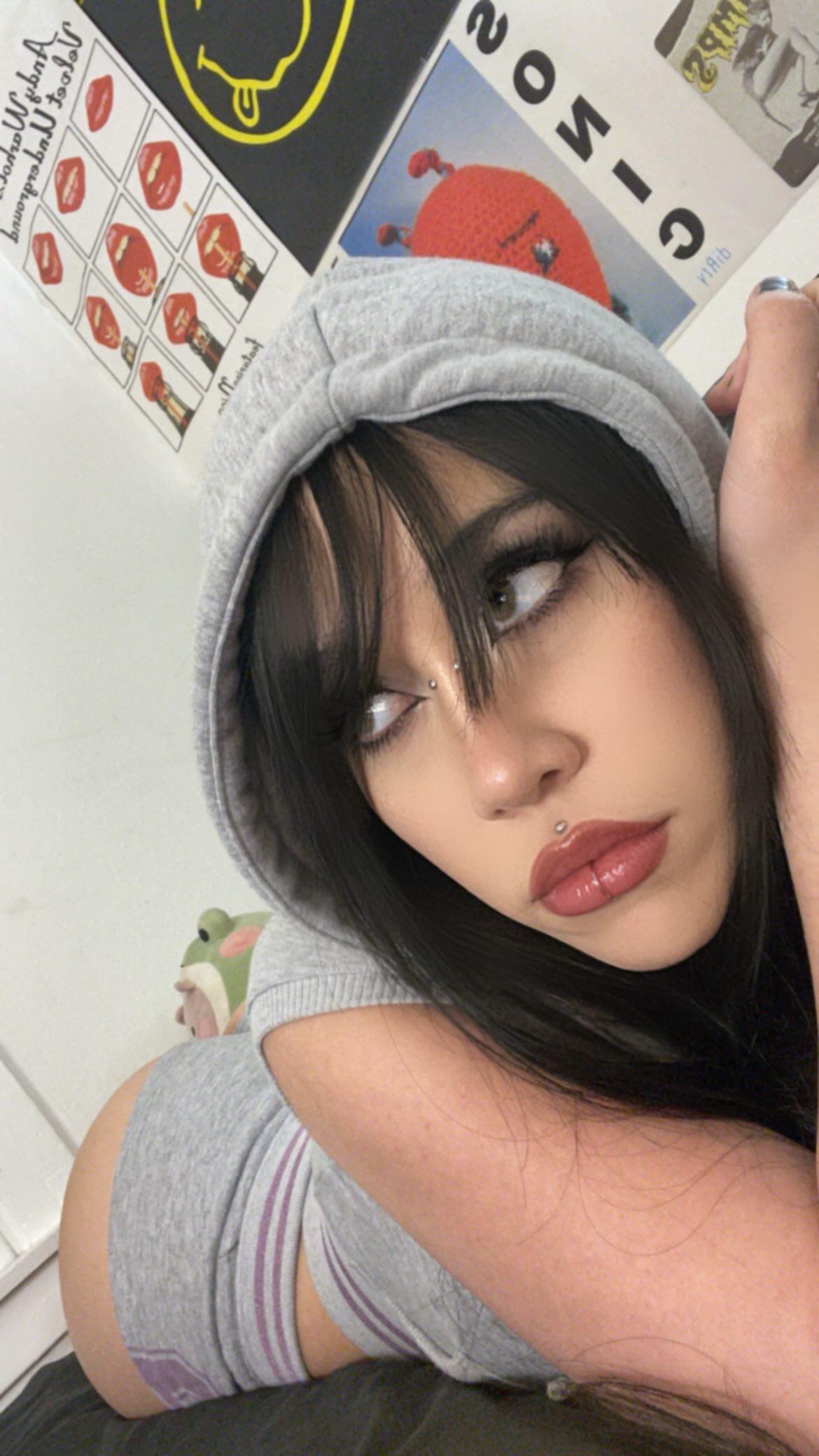 vanessa.julienne instagram image archive image