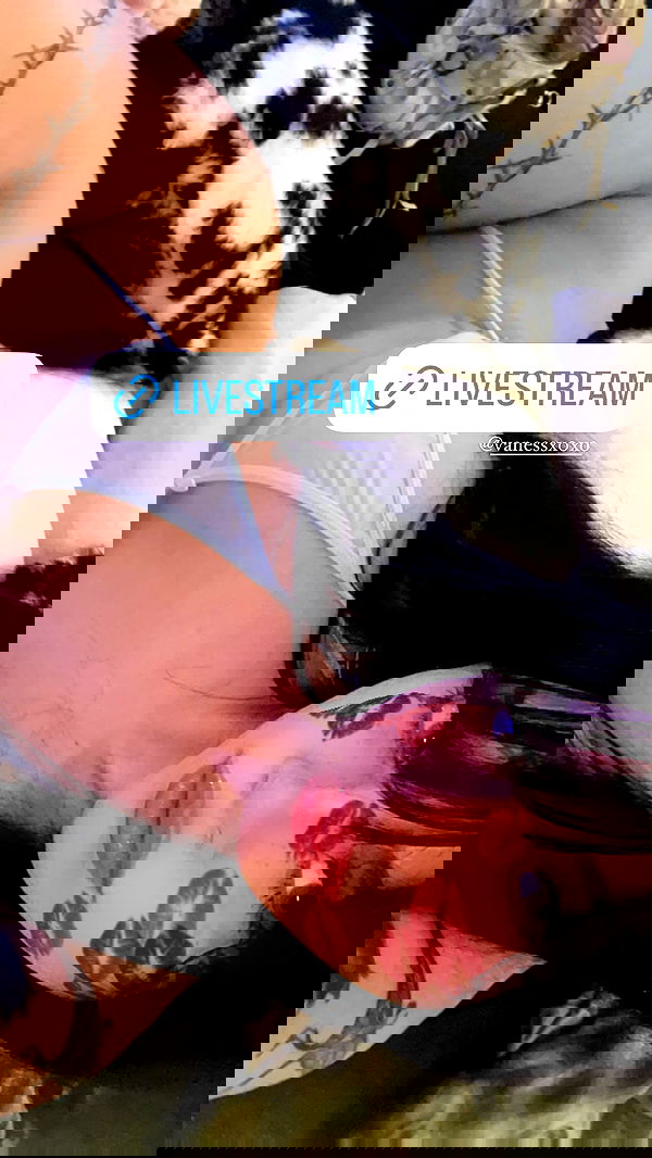 vanessa.julienne image ~ Altpins