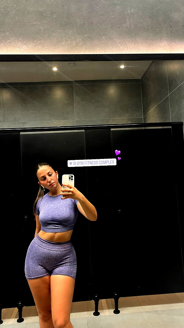 viki_dominev instagram image archive image