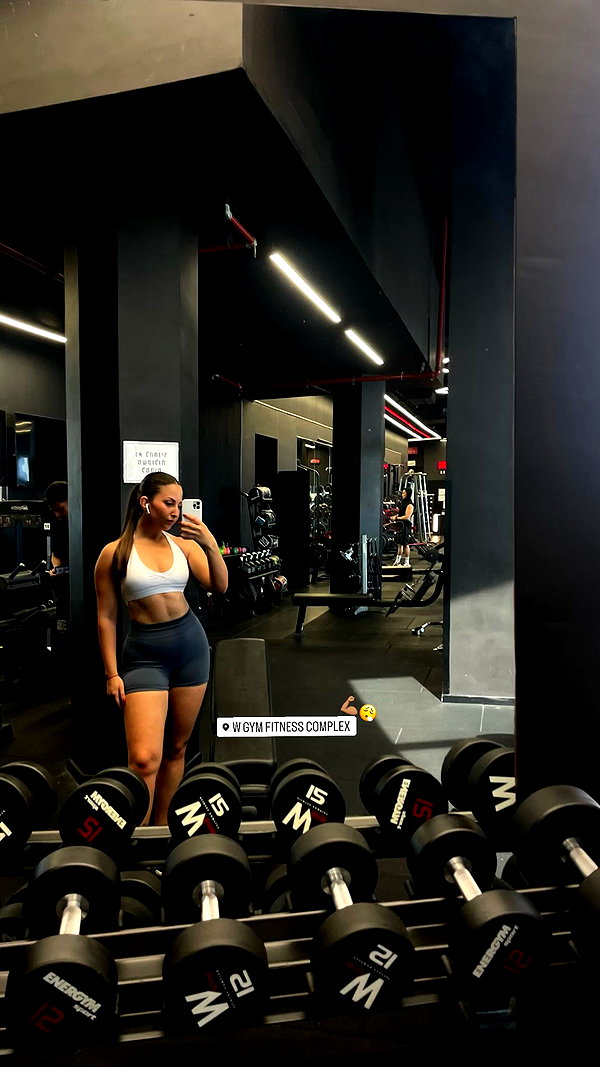 viki_dominev instagram image archive image