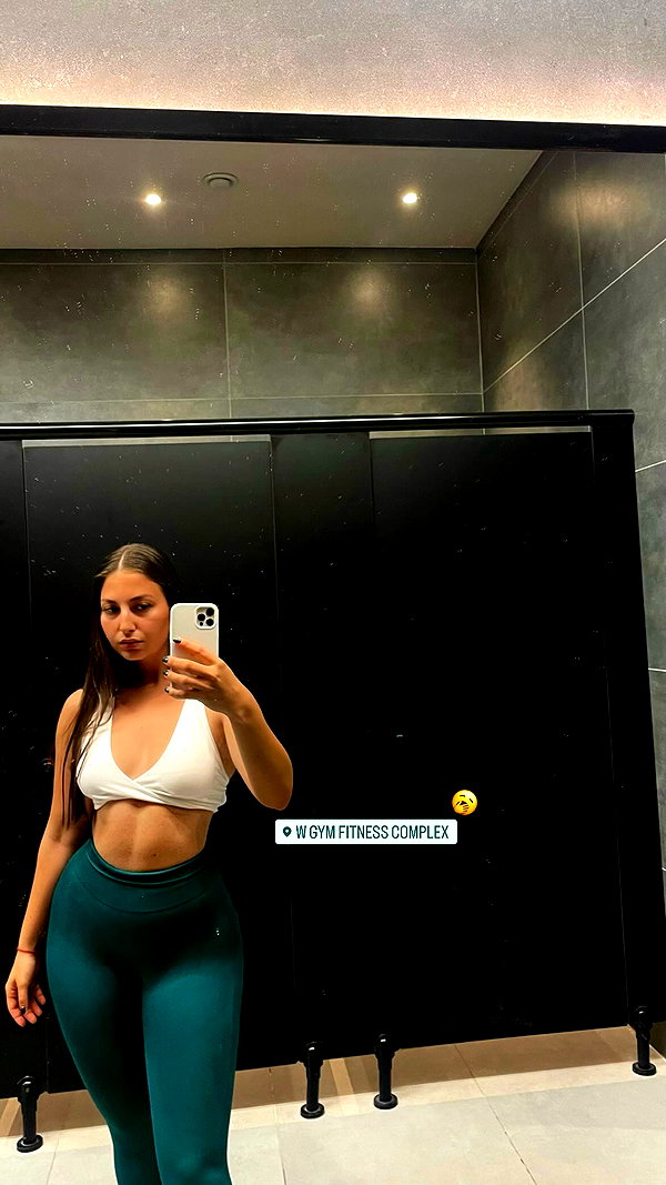 viki_dominev instagram image archive image