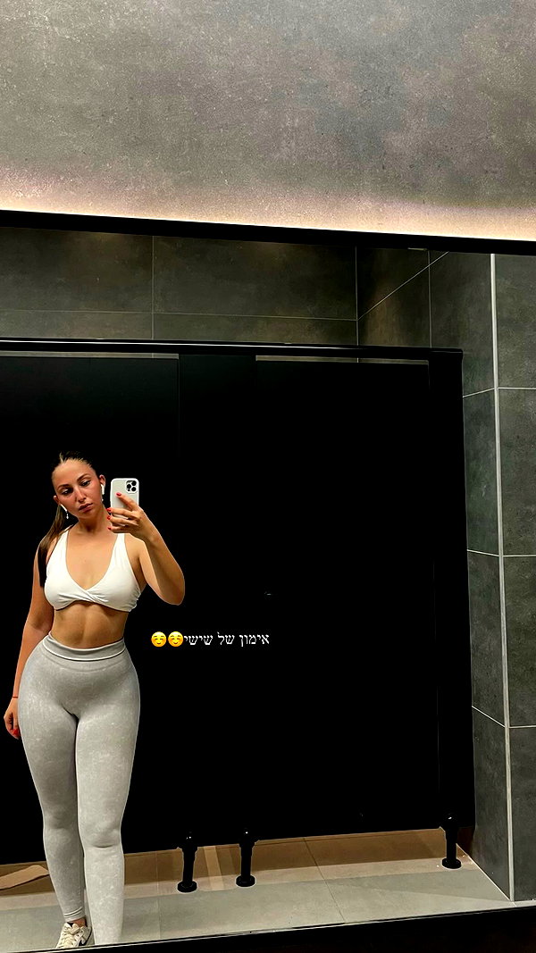viki_dominev instagram image archive image