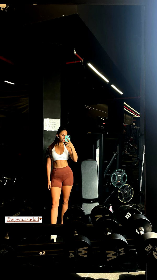 viki_dominev instagram image archive image
