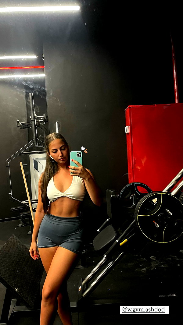 viki_dominev instagram image archive image