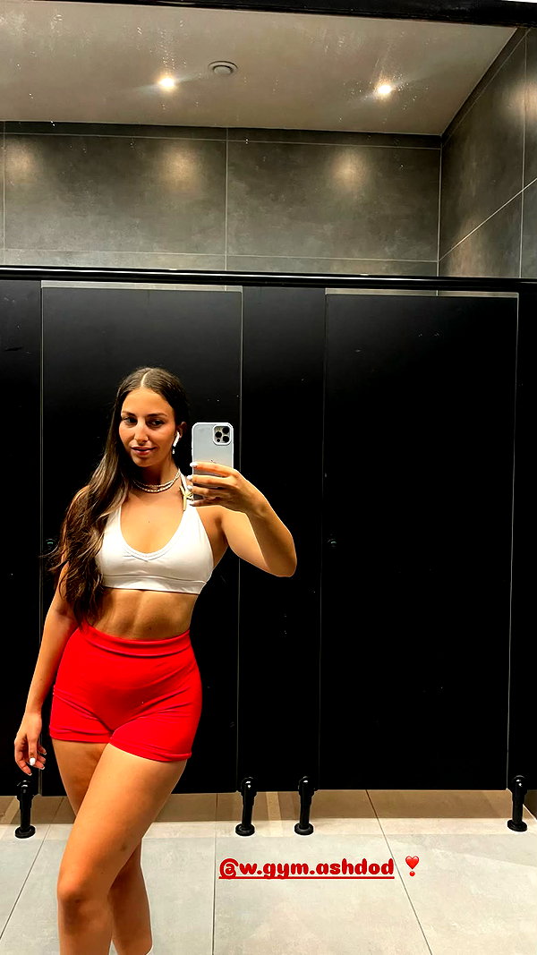 viki_dominev instagram image archive image