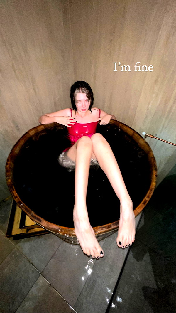 vixenp_ instagram image archive image