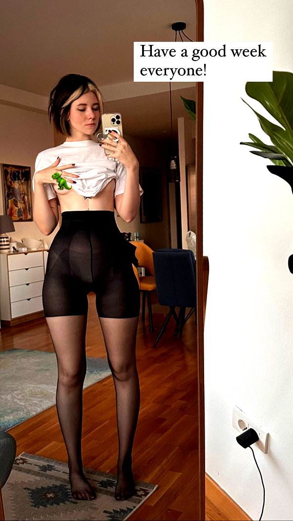 vixenp_ instagram image archive image