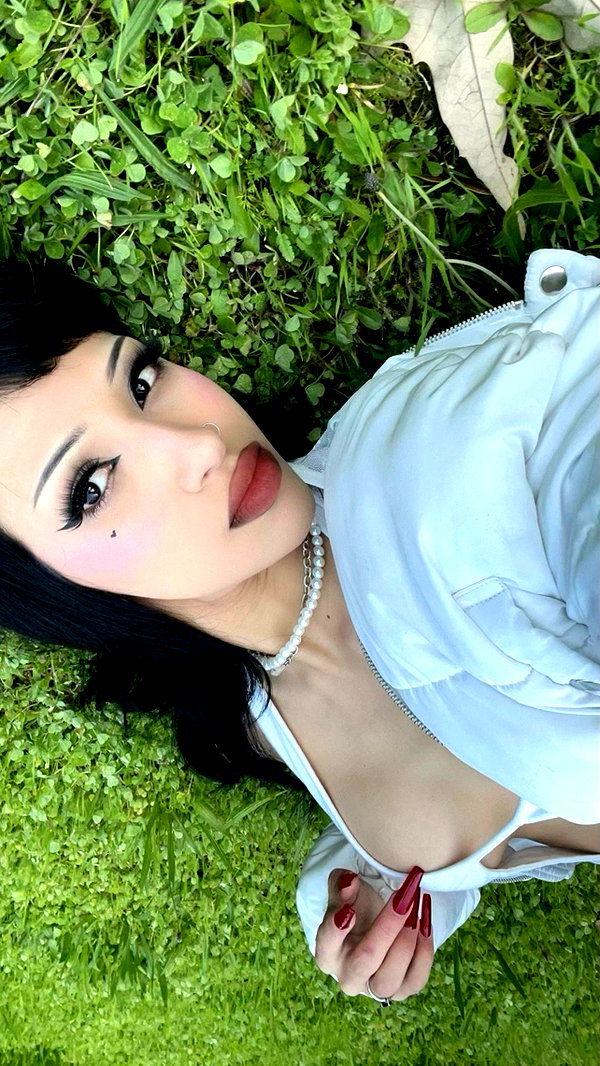 vngelbaby instagram image archive image