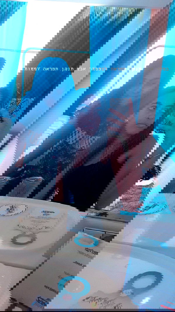 yaelxyazdi yaelxyazdi archive image