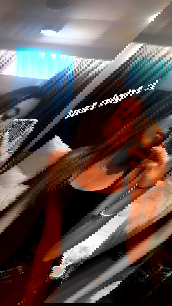 yaelxyazdi yaelxyazdi archive image