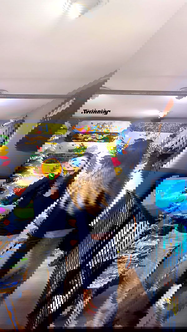 yaelxyazdi yaelxyazdi archive image