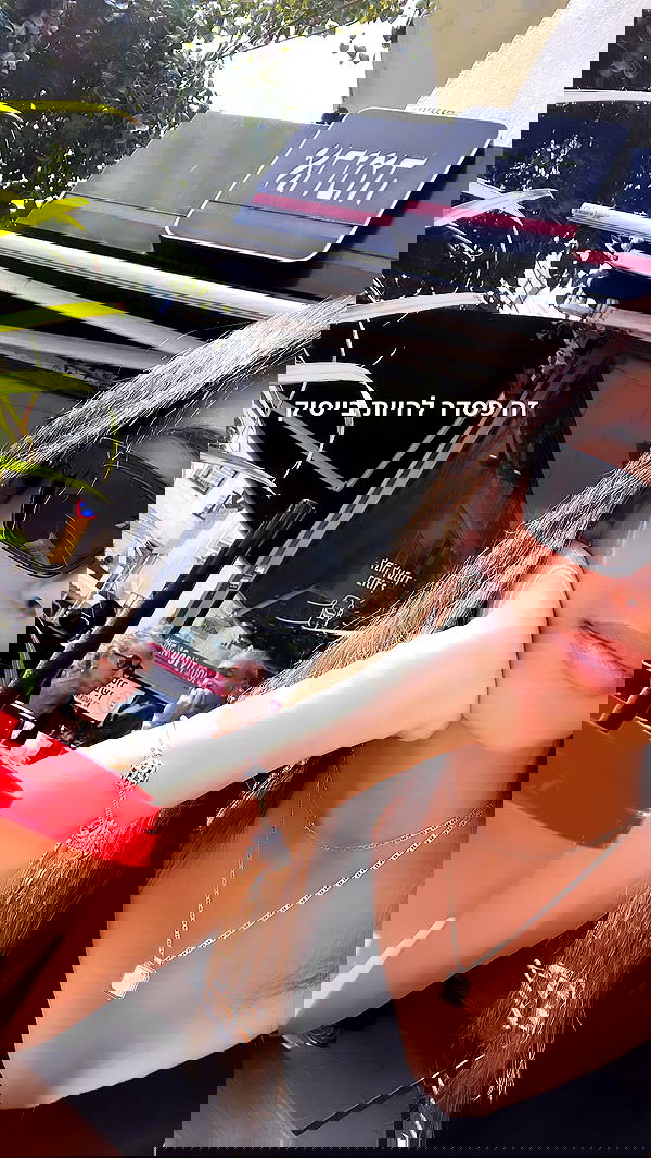 yaelxyazdi yaelxyazdi archive image