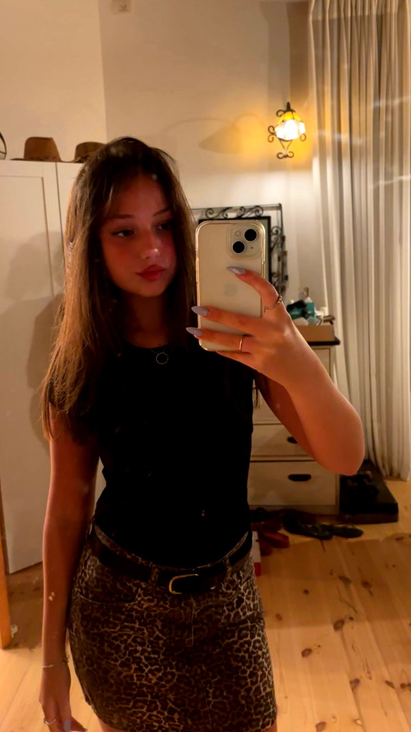 yahli_zini instagram image archive image