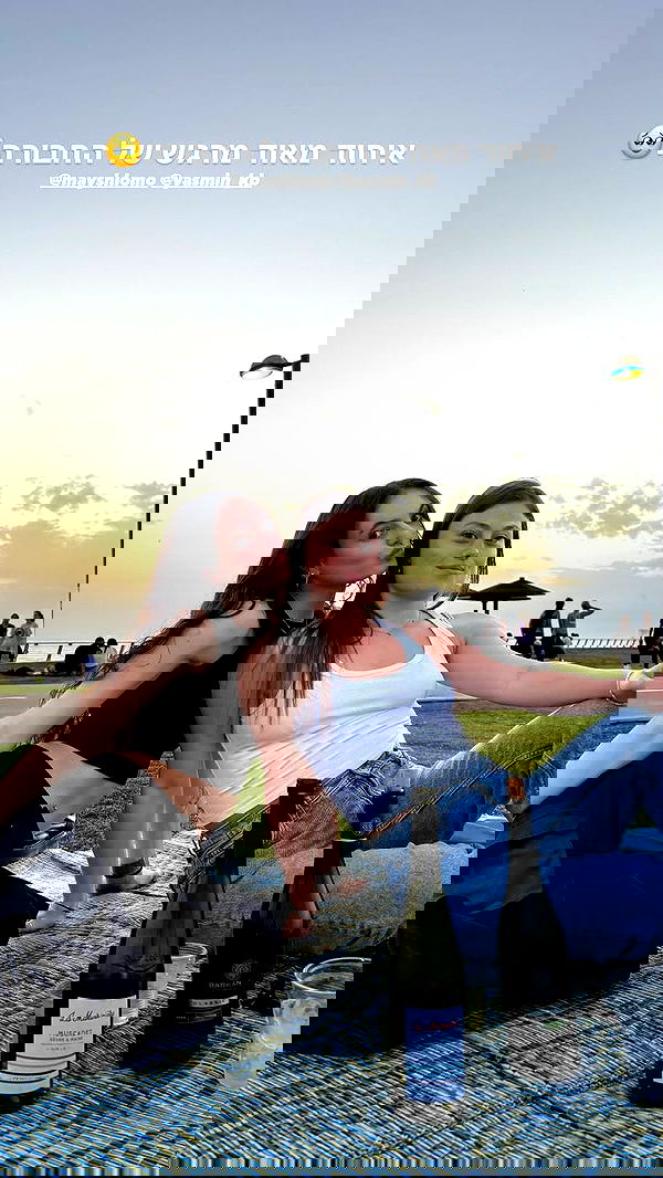 yasmin_kb yasmin_kb archive image