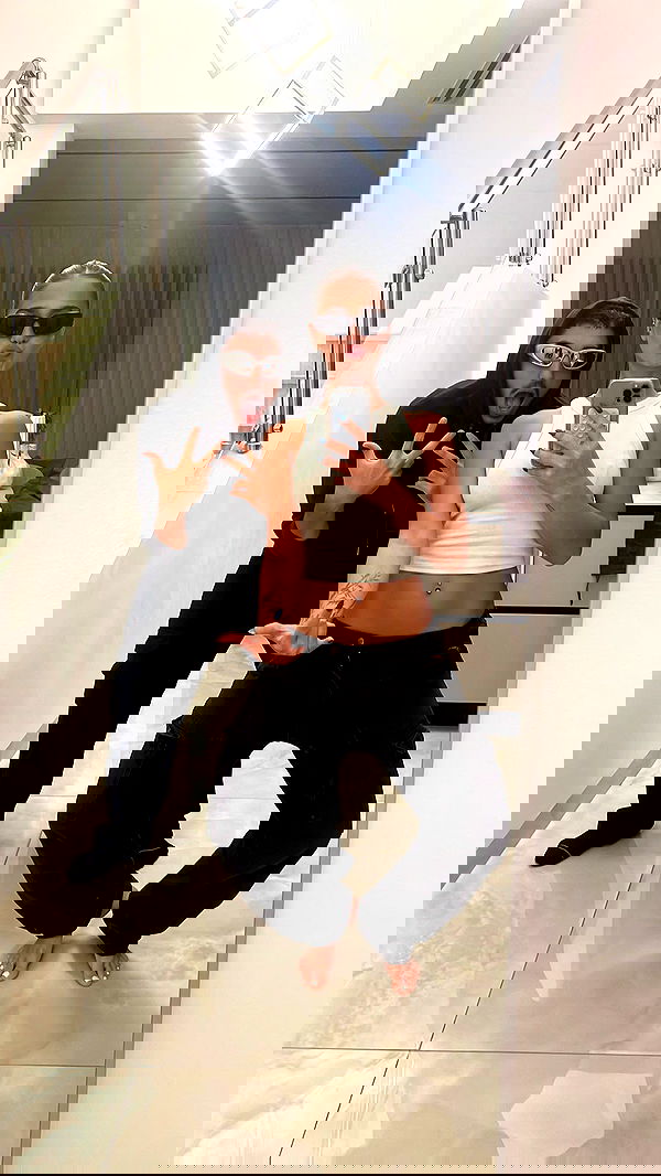 yuliarazi yuliarazi archive image