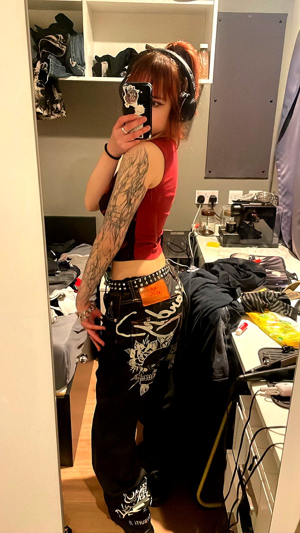 zoe.glover instagram image archive image