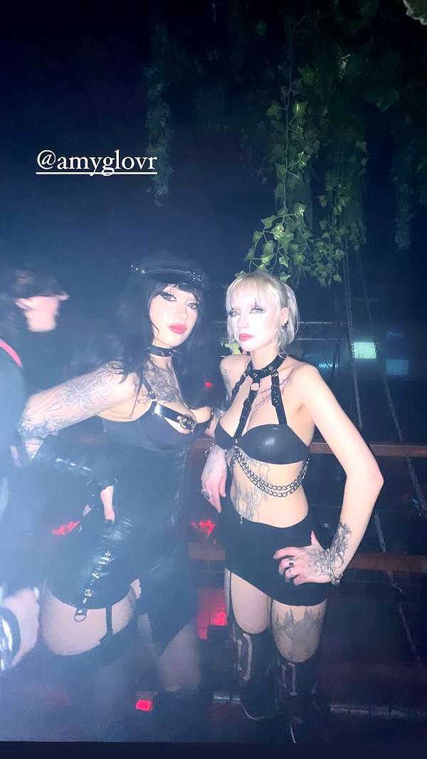 zoe.glover instagram image archive image