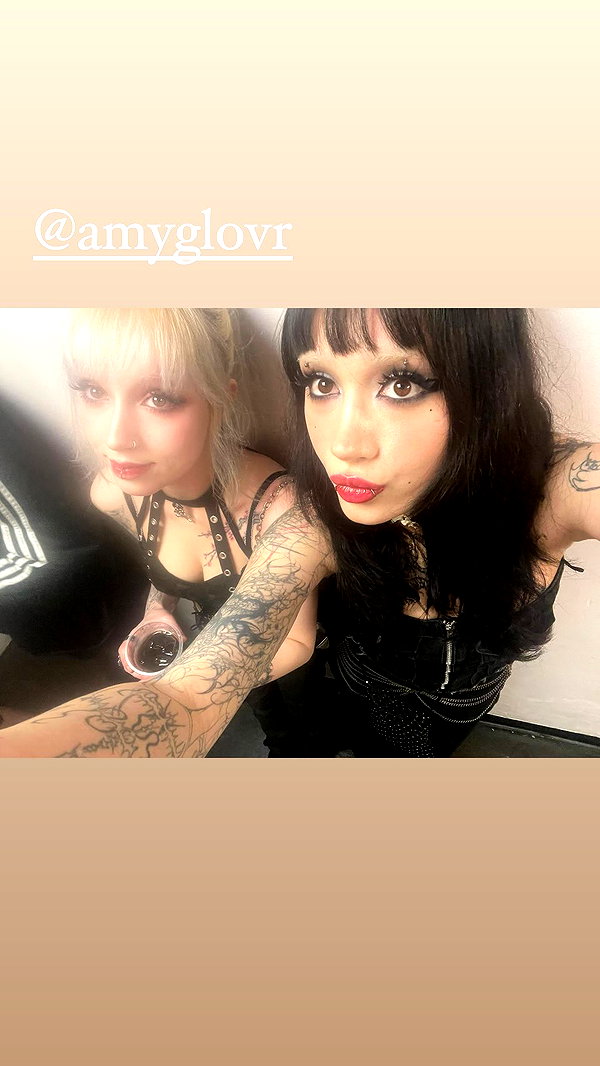 zoe.glover instagram image archive image